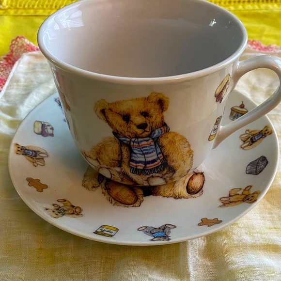 Kent Pottery Vintage Teddy Bear Cup and Saucer set - Picture 2 of 11
